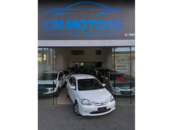 TOYOTA ETIOS 1.5 XS 16V FLEX 4P MANUAL TOYOTA ETIOS 1.5 XS 16V FLEX 4P MANUAL